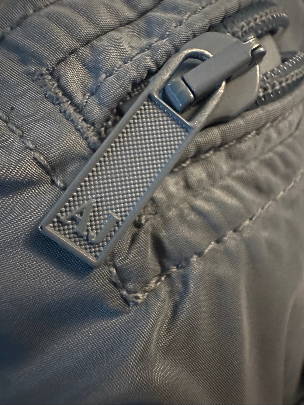 vintage Armani Jeans nylon windbreaker - Picture 5 of 6
